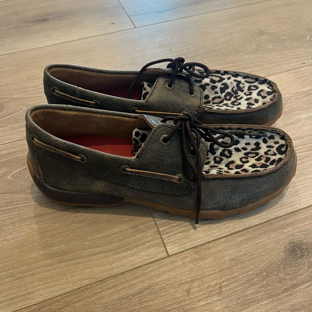 Twisted X Kids Shoes in Brown and Leopard Print